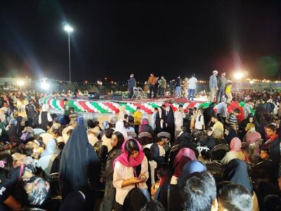 اجتماع با شکوه مردم زاهدان در جشن ۱۵۰۰ سالگی ولادت پیامبر رحمت
