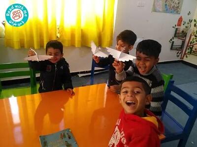 بچه‌های گوریه به چند زبان خارجی صحبت می‌کنند؟