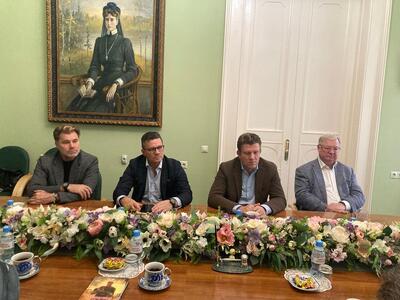 مدیرعامل خانه کتاب و ادبیات ایران با مسئولان فرهنگی و صنعت نشر روسیه دیدار کرد