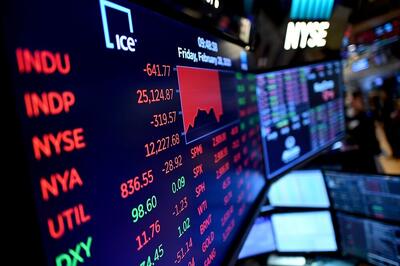 سقوط وال‌استریت پس از گزارش ضعیف اشتغال در آمریکا