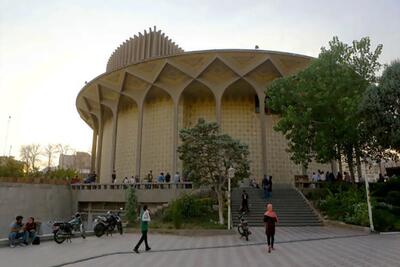 فروش 7 میلیاردی در سالن‌های تئاتر دولتی
