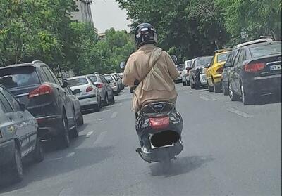 شرط صدور گواهینامه موتورسیکلت برای زنان
