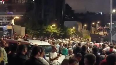 خیابان های استانبول صحنه اعتراض به دخالت دولت و دادستانی در امور حزب مخالف شد