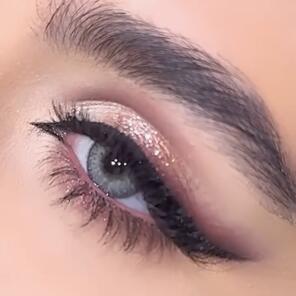 عاشق این آرایش چشم میشی!
