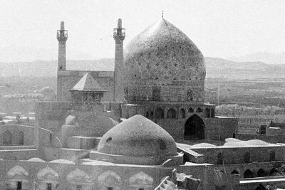 عکس ۱۰۰ ساله مسجد شاه اصفهان! (عکس)