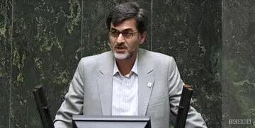 کوچک زاده: کسی که در شعرهایش می‌گوید «رنگ روسریت با چشمانت ست شده» را برای کنسرت نیاوردند؛ با کسی که شعر سعدی می‌خواند خواستند سدشکنی کنند
