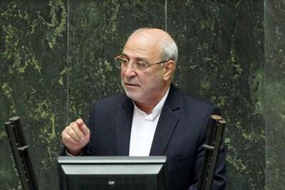 حاجی‌دلیگانی: عراقچی فردا با متنی به مصر می‌رود که در آن قرار است محل نگهداری مواد غنی‌سازی شده را به آژانس بدهد+ فیلم