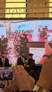 ببینید| جولانی به همسرش مدرک دانشگاهی داد