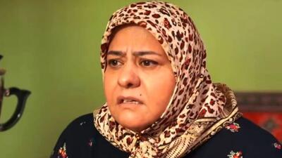 تصویر روز | عکس عجیب رابعه اسکویی با رژلب سیاه | گلی شی