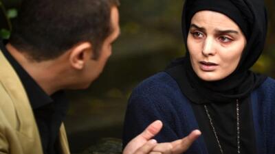 تصویر روز | «سوجان، انیس، نجمه و دیگران» در پشت صحنه سریال سوجان | گلی شی