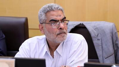 افزایش قیمت مرغ را نمی‌توان با کالا برگ تامین کنیم