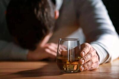 الکل چگونه باکتری‌های روده را به جنگ با کبد می‌فرستد؟