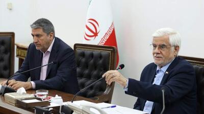 عارف: اقدامات ضربتی برای استفاده از فناوری‌ با عبور از مانع تراشی‌های سنتی آغاز شود - مردم سالاری آنلاین