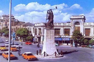 عکس قدیمی از میدان مخبرالدوله تهران