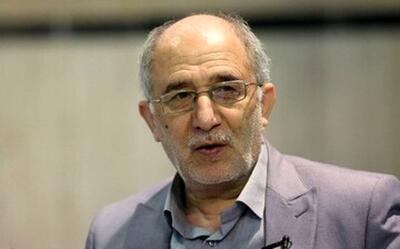 حسین علایی برکنار نشده است