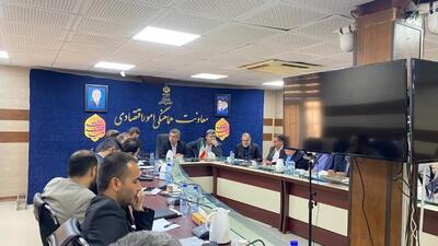 ثبات قیمت‌ها در بازار و حمایت از خانواده‌های کم‌درآمد‌ اولویت اصلی معاونت اقتصادی استانداری خوزستان است