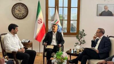 وزیر ارتباطات با توسعه سایت‌های موبایل در روستاهای ارومیه موافقت کرد