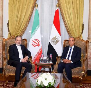 دیدار و گفت‌وگوی سید عباس عراقچی و بدر عبدالعاطی وزرای خارجه ایران و مصر در قاهره