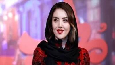 تصویری دیدنی از خواننده مشهور ترکیه عایشه گل جوشکن در کنار مادرش
