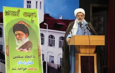 رئیس عقیدتی سیاسی فراجا: دشمنان انقلاب هرگز توان مقابله با اقتدار جمهوری اسلامی را ندارند حوادث اخیر نشان داد مردم بیش از گذشته به اهمیت نقش انتظامی پی برده‌اند