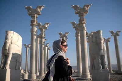 تصاویر؛ از برج ایفل تا اهرام مصر در ملایر