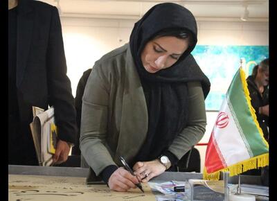 برای تجربه‌های نوین هیچ محدودیتی قائل نیستم/هر نمایشگاه هنری یک پروژه تحقیقاتی است