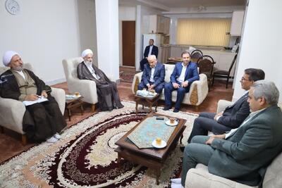کارگروه   رسیدگی به بیانات رهبری   در دیدار با دولتمردان تشکیل شود