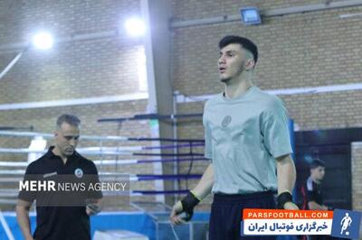 «ملک خطابی» از رقابت های بوکس قهرمانی جهان حذف شد - پارس فوتبال