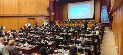 پول زحمات کشاورز، کارگر و صنعتگر کرمانی در سایر نقاط کشور تبدیل به زمین و مسکن می‌شود/ تعاونی‌ها فعال‌تر شوند