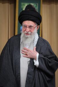 عفو و تخفیف مجازات محکومان با موافقت رهبر انقلاب