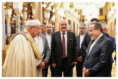 دیدار عراقچی با مفتی کل تونس/ وزیر امور خارجه به مسجد «جامع الزیتونه» رفت + عکس