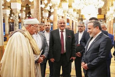 بازدید وزیر امور خارجه از مسجد جامع الزیتونه تونس - اکونیوز