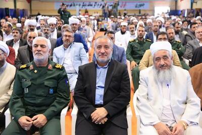 امام جمعه اهل سنت درمیان: وحدت مسلمانان رمز عزت امت اسلامی است