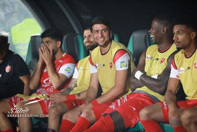 پیوستن هافبک پرسپولیس به استقلال منتفی شد