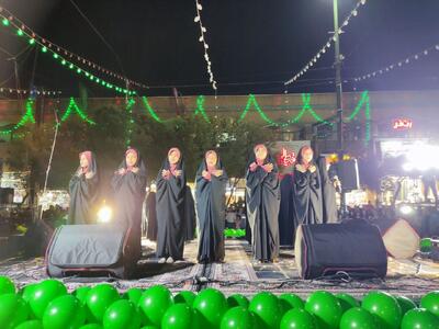 اجرای گروه سرود در جشن مردمی سالگرد میلاد پیامبر اکرم(ص) در مشهد مقدس