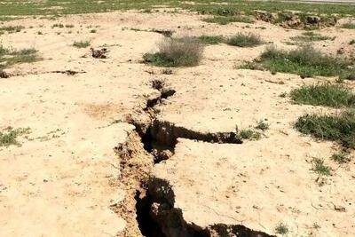 کسری بزرگ در مخازن آبی کشور بر اثر برداشت ۱۵۰ میلیارد متر مکعبی از منابع زیر زمینی/ ۳۵۹ دشت ایران درگیر فرونشست است