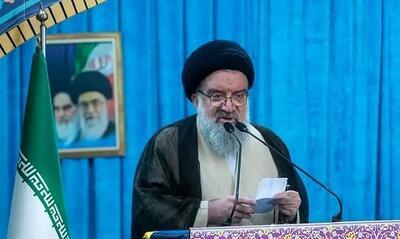 احمد خاتمی: مردم خواهان اجرای دین هستند، مسئولان مراقب گفتار خود باشند /کلید فضای مجازی، دست آمریکا و بیگانگان است