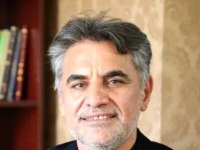 انتقاد فعال سیاسی به گفتگوی مجری تلویزیون با وزیر