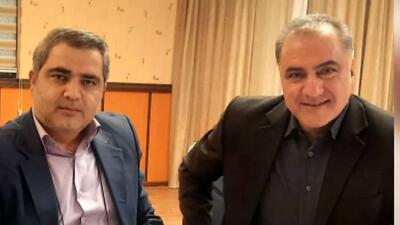 تصویر روز | عکس قدیمی دکتر توفیقی و دکتر مهرپرور بچه مهندس در سالن تئاتر | گلی شی