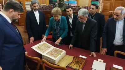 صالحی: فهرست‌واره نسخ خطی فارسی در روسیه تهیه می‌شود