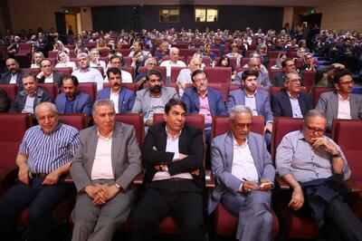 فیلم مستند «تاریخ تجارت کرمان» با حضور استاندار رونمایی شد