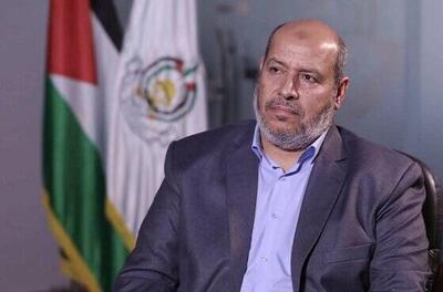 خلیل الحیه بر پیکر فرزند شهیدش نماز میت اقامه کرد