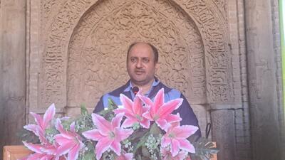 جشن عاطفه‌ها در اردستان؛  ۹۰۰ دانش‌آموز نیازمند حمایت خیران هستند