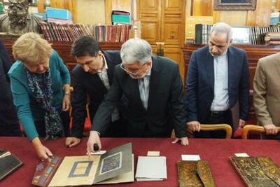 توافق وزیر ارشادبا کتابخانه ملی روسیه برای فهرست‌برداری نسخ خطی فارسی
