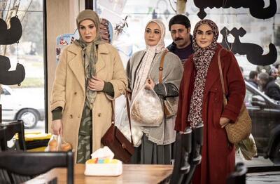 تبریک مخصوص رحمت سریال پایتخت به فهیمه/ ببینید