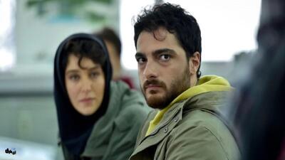 عکس داغ و تازه سیاوشِ سریال «شغال» در یک کافه خیابانی
