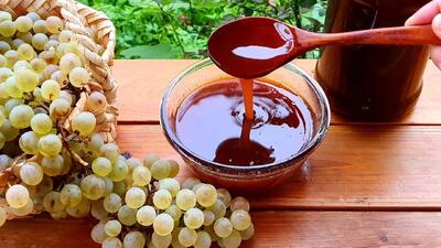 طرز تهیه شیره انگور خانگی با روشی ساده