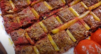 تهیه کباب کوبیده ۴۰ تکه بسیار خاص برای مهمانی / کباب کوبیده را ۴۰ تکه درست کنید