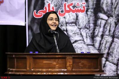 پروانه رضایی: صادقانه می‌گویم که در هر تصمیمی منافع کارگران و منافع ملی را در نظر می‌گیریم