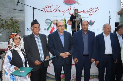 احکام اولین زوج  بازنشسته عشایری آذربایجان‌شرقی اعطا شد